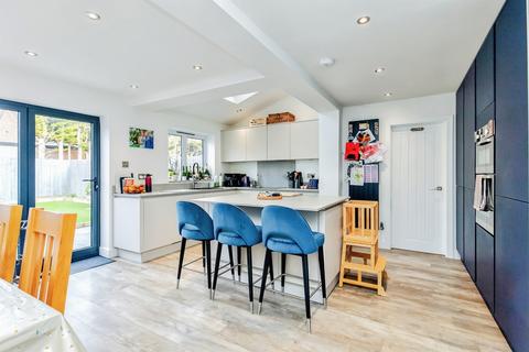 3 bedroom semi-detached house for sale, Beech Grove, Stamford