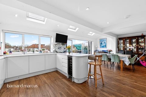 5 bedroom semi-detached house for sale, Grafton Road, Worcester Park