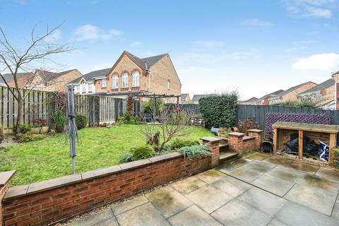 4 bedroom detached house for sale, Chatsworth Avenue, Pontefract