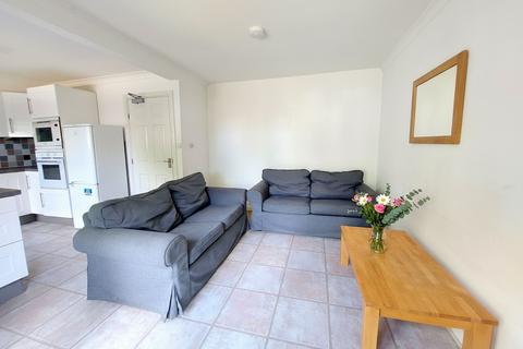4 bedroom terraced house to rent, Wycliffe Road, Cambridge, CB1