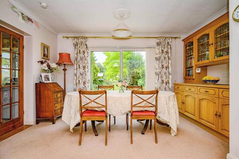 undefined, Kings Avenue, Hemel Hempstead