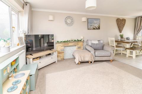 undefined, Sutherland Grove, Bletchley, MILTON KEYNES