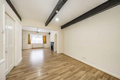 undefined, Hampton Road West, Feltham TW13