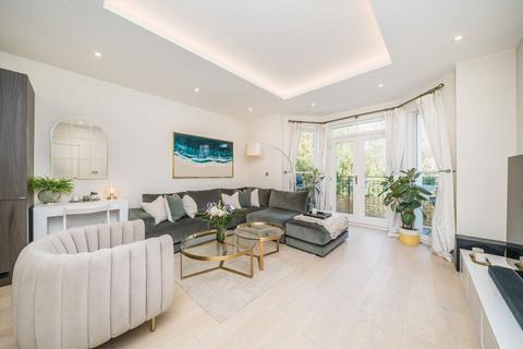 2 bedroom flat for sale, Oak Hill Road, Surbiton KT6