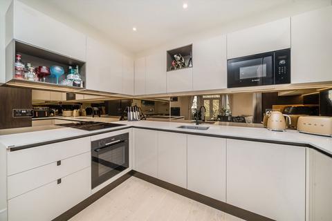 2 bedroom flat for sale, Oak Hill Road, Surbiton KT6