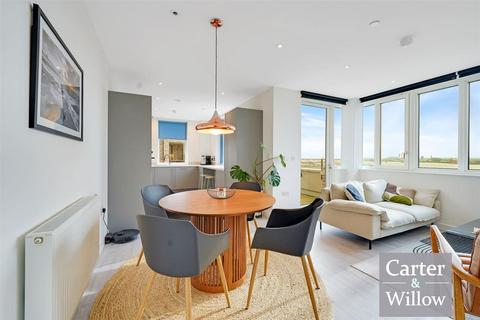 2 bedroom apartment for sale, Goodacre Apartments,, 7 Kings Hill, Essex