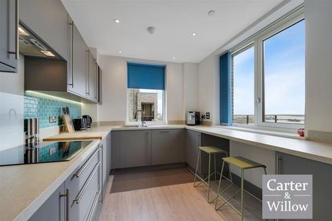 2 bedroom apartment for sale, Goodacre Apartments,, 7 Kings Hill, Essex