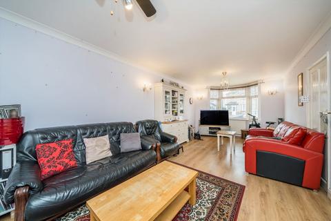 3 bedroom semi-detached house for sale, Hamilton Avenue, Surbiton KT6