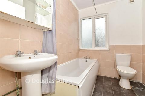 2 bedroom terraced house for sale, Stokes Road, London