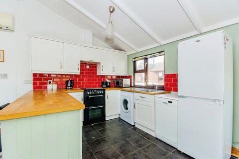 2 bedroom lodge for sale, Sleaford Road, Tattershall, Lincoln