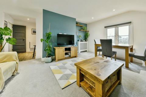 2 bedroom apartment for sale, New Road, Hertford