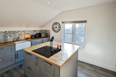 2 bedroom apartment for sale, New Road, Hertford