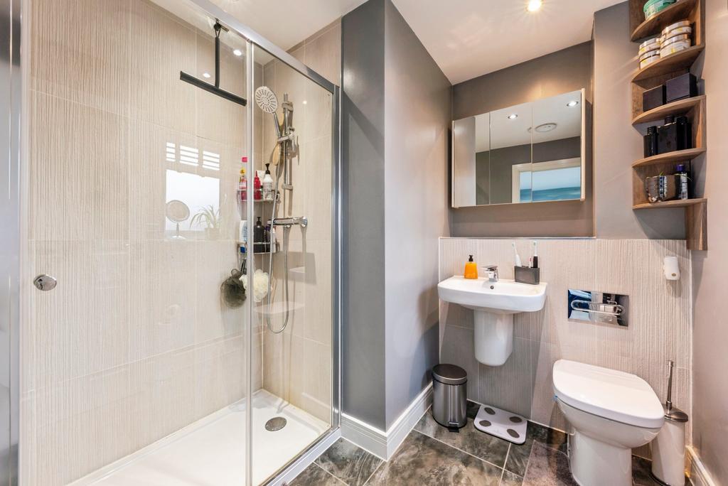 Master En-suite