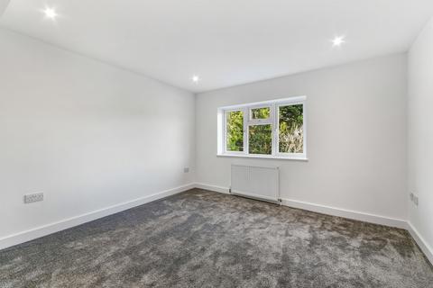 undefined, Kingswood Way, South Croydon