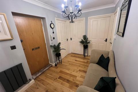 2 bedroom apartment for sale, Winchester Mews, Aldridge