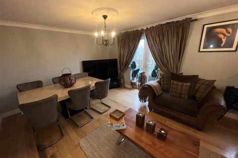 2 bedroom apartment for sale, Winchester Mews, Aldridge