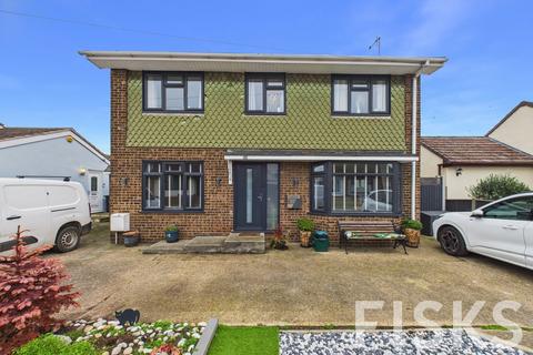 Chapman Road, Canvey Island, SS8