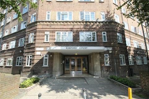 2 bedroom flat to rent, Ashford Court, Cricklewood
