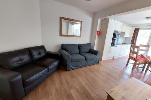 4 bedroom house share to rent, Lovell Road, Cambridge, CB4