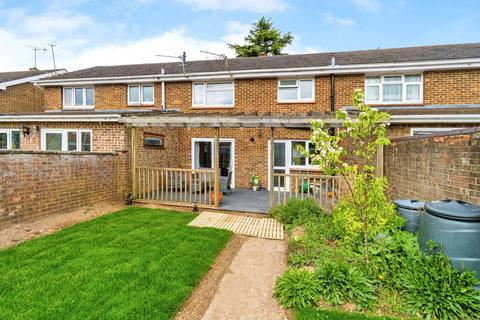 3 bedroom terraced house for sale, Fleming Avenue, North Baddesley, Southampton