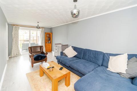 3 bedroom terraced house for sale, Fleming Avenue, North Baddesley, Southampton