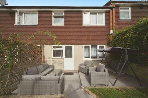 undefined, Julius Gardens, Luton