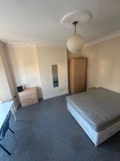 4 bedroom house to rent, Dereham Road, Norwich NR2