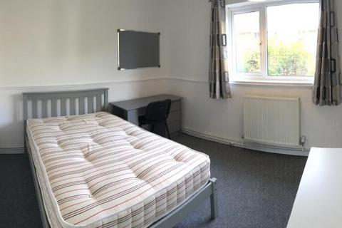 3 bedroom flat to rent, Earlham Road, Norwich NR4