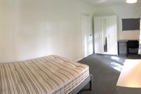 3 bedroom flat to rent, Earlham Road, Norwich NR4