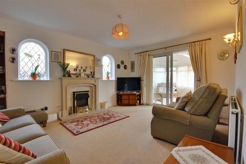 3 bedroom detached bungalow for sale, Grove Close, Beverley