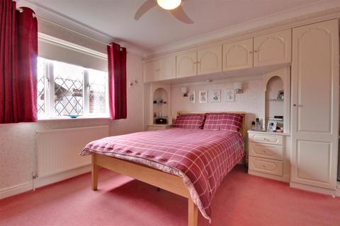 3 bedroom detached bungalow for sale, Grove Close, Beverley