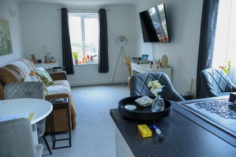 2 bedroom flat for sale, Mazurek Way, Swindon SN25