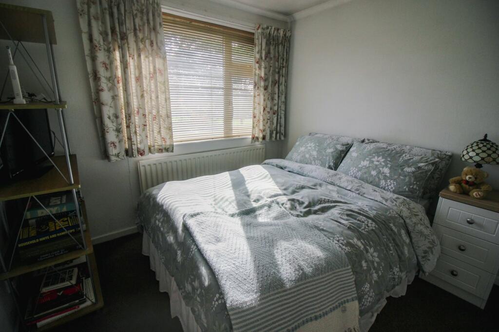 27 Tavistock Bed 2 MKT.jpeg