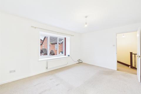 undefined, Leeds Avenue, Worcester, Worcestershire, WR4
