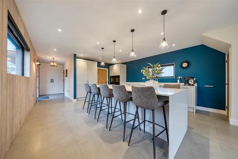 4 bedroom barn conversion for sale, Lee, Nr Ellesmere.