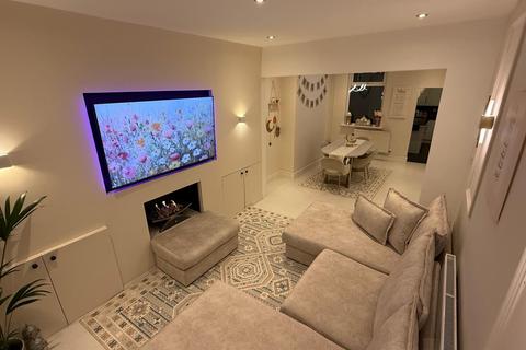 3 bedroom terraced house for sale, 1, Liverpool L4