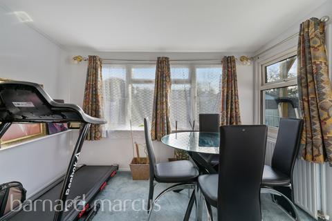 undefined, Parkfield Road, Feltham