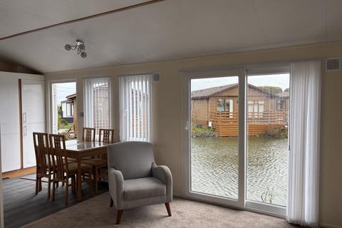 2 bedroom park home for sale, Smithy Leisure Park