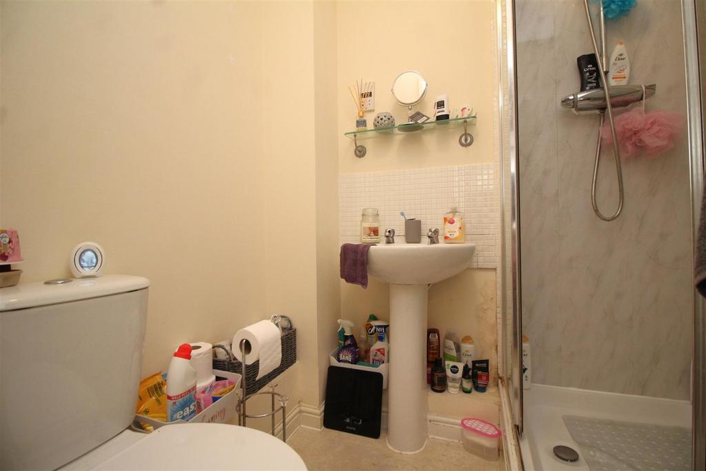 Shower room .JPG