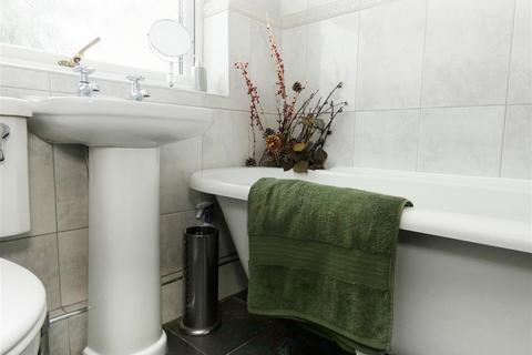 3 bedroom terraced house for sale, Kingsway, Huyton, Liverpool