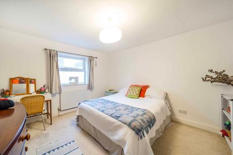 3 bedroom semi-detached house for sale, Albion Road, London N16