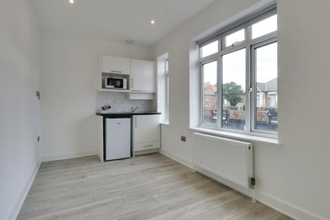 Studio to rent, 125A Bellegrove Road, Kent DA16