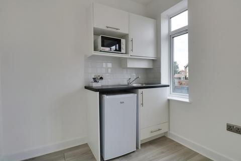 Studio to rent, 125A Bellegrove Road, Kent DA16