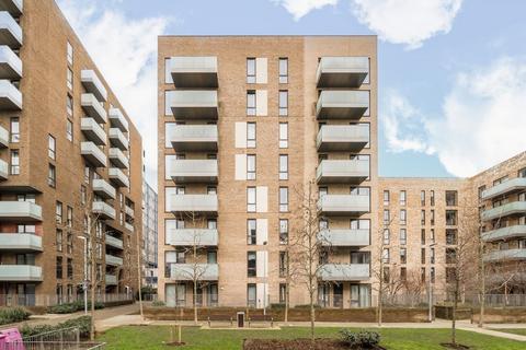 1 bedroom flat to rent, Deauville Close, London E14