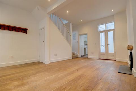 3 bedroom terraced house for sale, Factory Ope, Appledore
