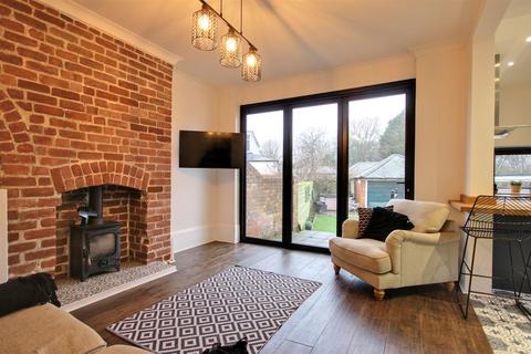 3 bedroom semi-detached house for sale, West End Road, Cottingham
