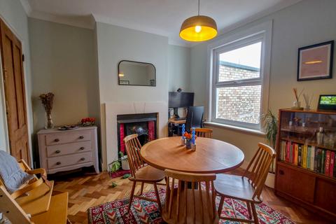 2 bedroom terraced house for sale, Miriam Road, Plumstead, London, SE18