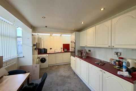 3 bedroom terraced house for sale, Bickerstaffe Street, Blackpool FY1