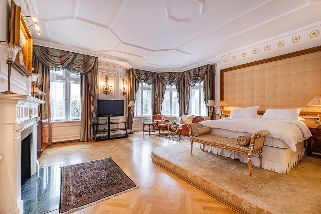Principal ensuite