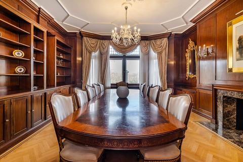 6 bedroom flat to rent, Kensington Road London W8